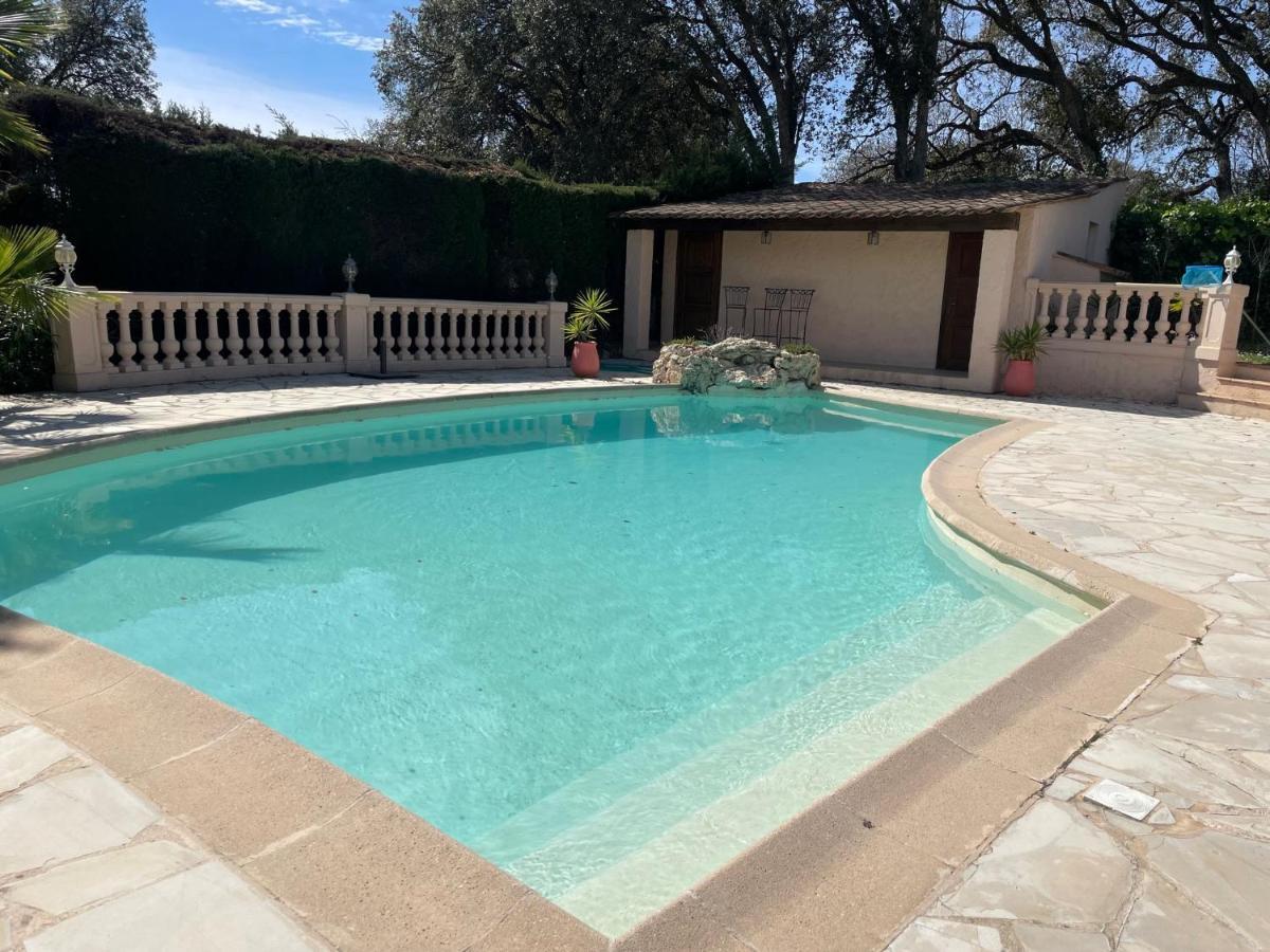 Domaine Des Tuilieres Avec Piscine Villa Vallauris Exteriör bild